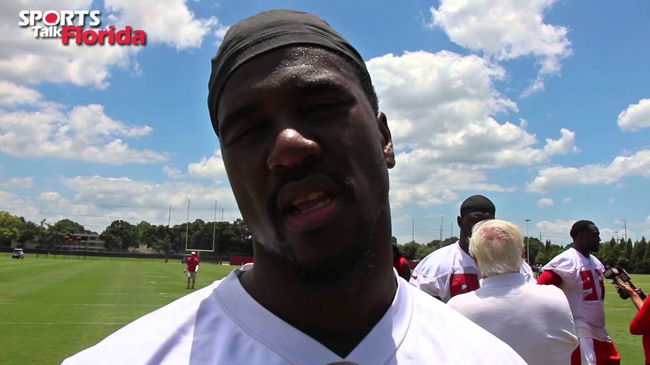 talkan katliamı Bucs' Lavonte David Talks Contract Status, Need for Improvement