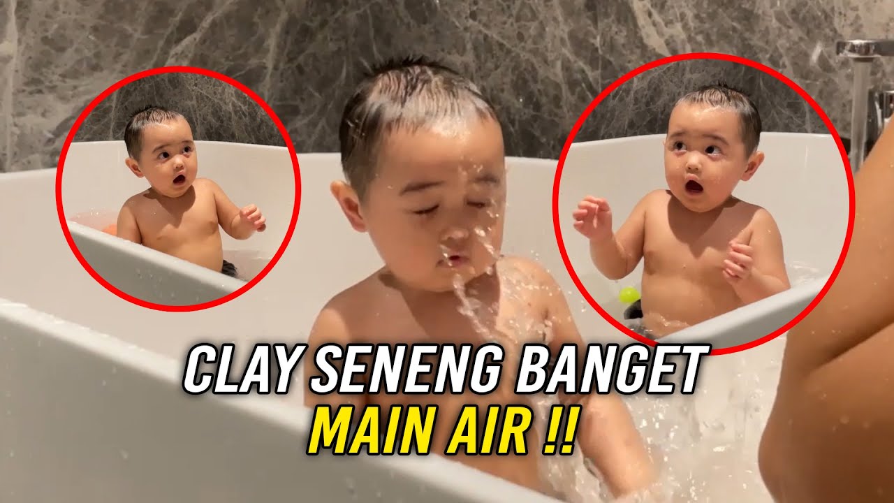 SEGERRR !! CLAY MANDI DI BATHUP SAMBIL DIPIJITIN !!