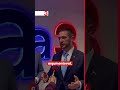 🔴🎬 Náhle pozvanie do relácie V politike prijali Milan Uhrík a Igor Matovič.