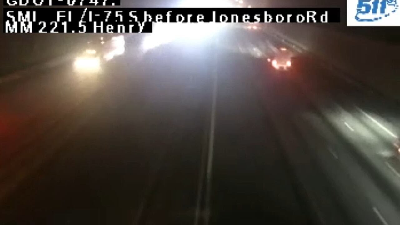 Traffic cam captures moment of deadly multi-vehicle crash on I-75 in ...