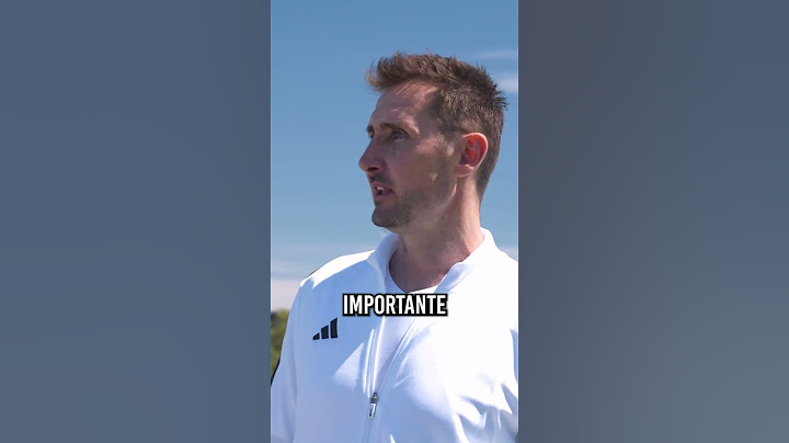 MIROSLAV KLOSE PARLA DEI RECORD E DI MBAPPE ALLA 100 TIRI CHALLENGE #shorts