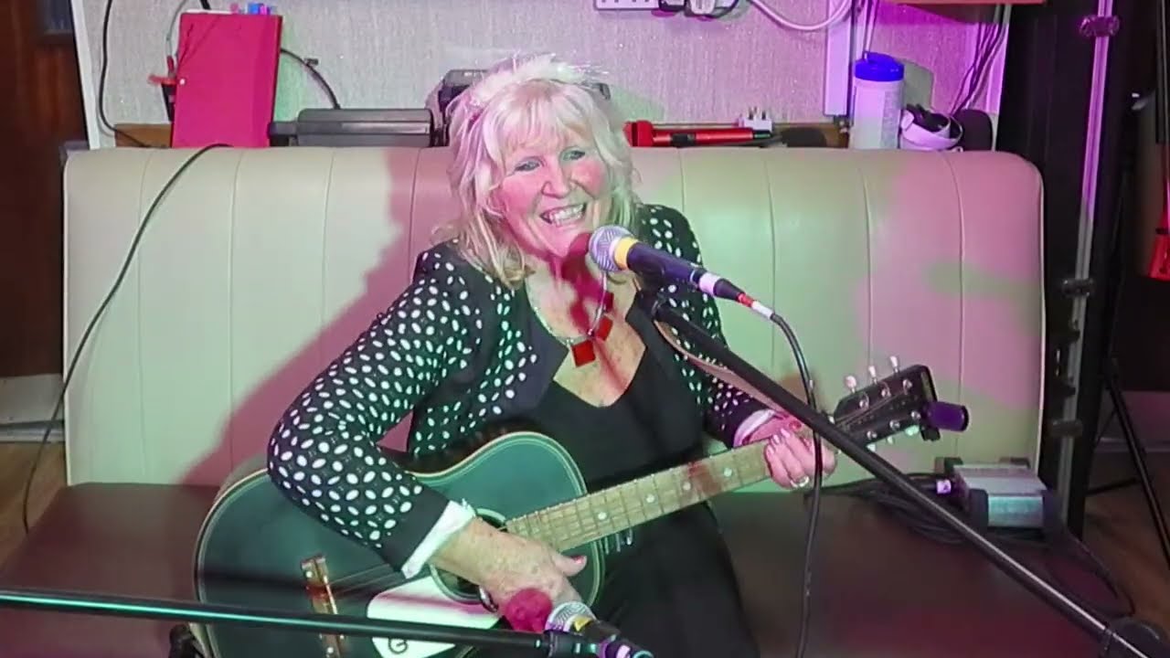 Mags Barrington - To Ramona