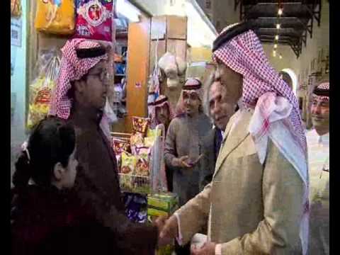 شاب يسال الامير سلطان بن سلمان اول رائد فضاء عربي مسلم من انت