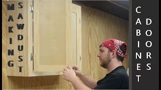 How to build shop cabinet doors I wanted to use cheap 1/4 inch plywood to make some doors for the shop cabinets. I started by making some frames out of 3/4 inch
