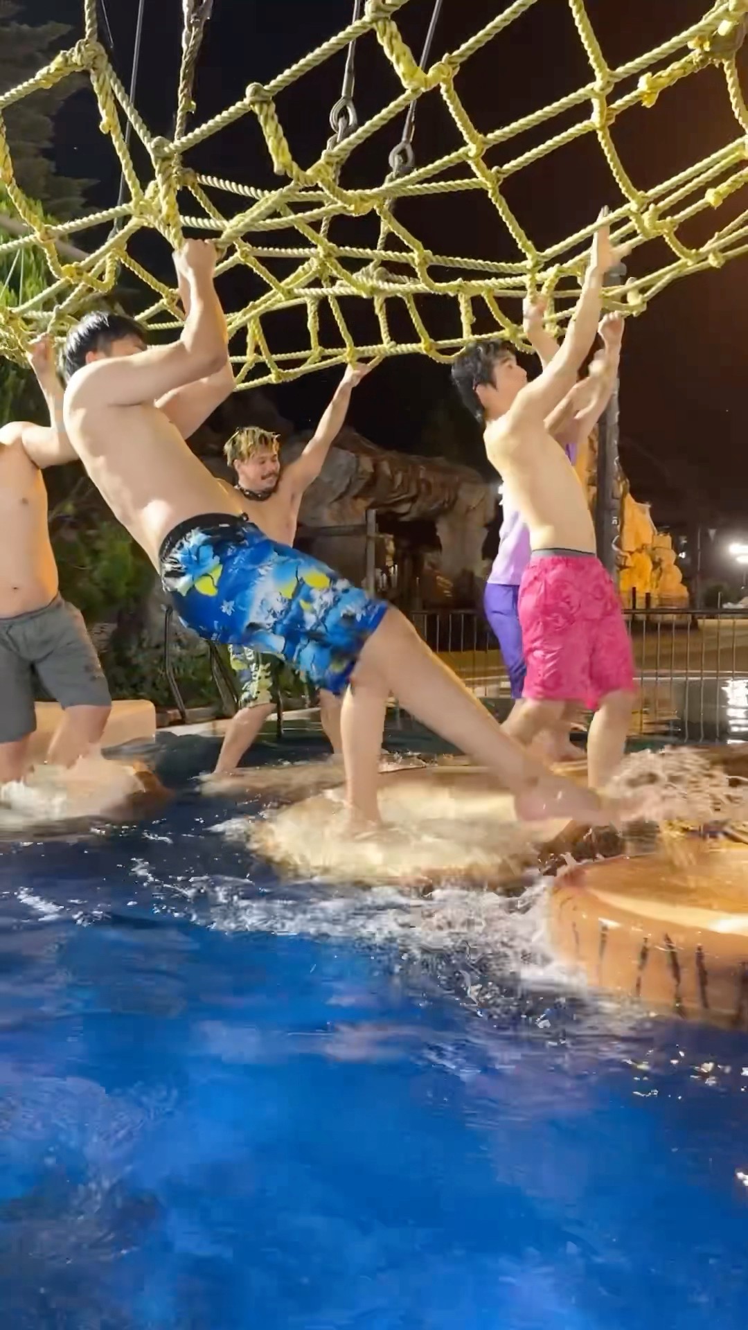 Reach the water obstacle course goal line as fast as you can! #shorts #supermonkeyfloat