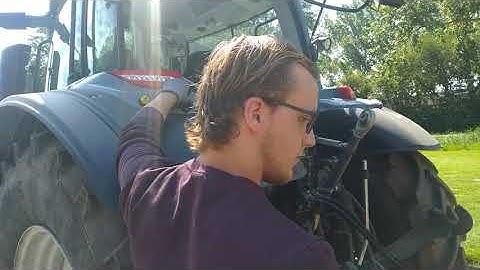 Tractor les afkoppelen aanhanger