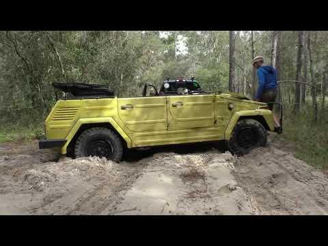 1974-volkswagen-thing-type-181-splashing-mud-off-road-splashing-mud-vw,-kurierwagen,-trekker