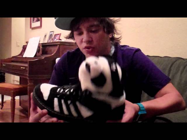 adidas gazelle silver green womens Adidas & Jeremy Scott's AH 12/13 Pink 