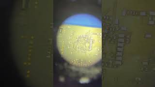 MacBook m4 на столе