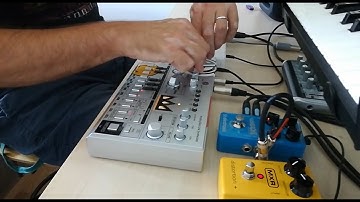 Acid Trance track with a tiny setup : Behringer TD-3 & Elektron Model:Samples #303