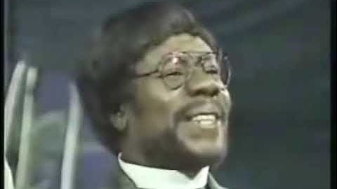 Oliver at Large - Irreverent Reverend (Full Episode) | Jet Star Music