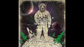 Lil Decker - Strap In My Yeezy (Lyrics)