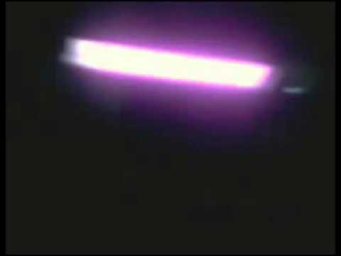 ブラックライトにライトセーバー効果音つけてみたwww Youtube ブラックライトにライトセーバー効果音つけてみたwww Youtube