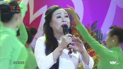 Bên Lăng Bác Hồ NSND Thu Hiền