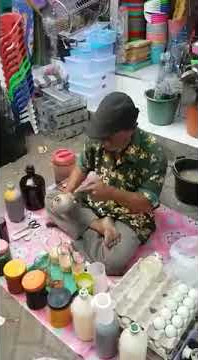 bakul jamu lucu
