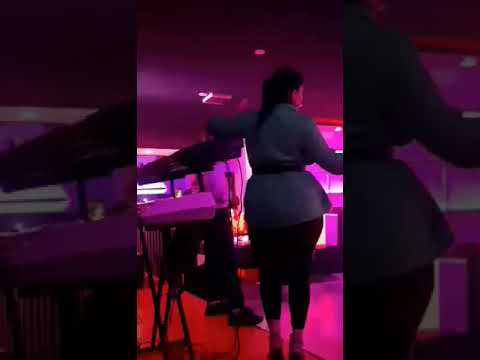 Cheba Romaissa راني نضرب و ندوزي Live Choc 2022