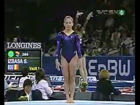 Shawn Johnson & Vanessa Ferrari Beat it