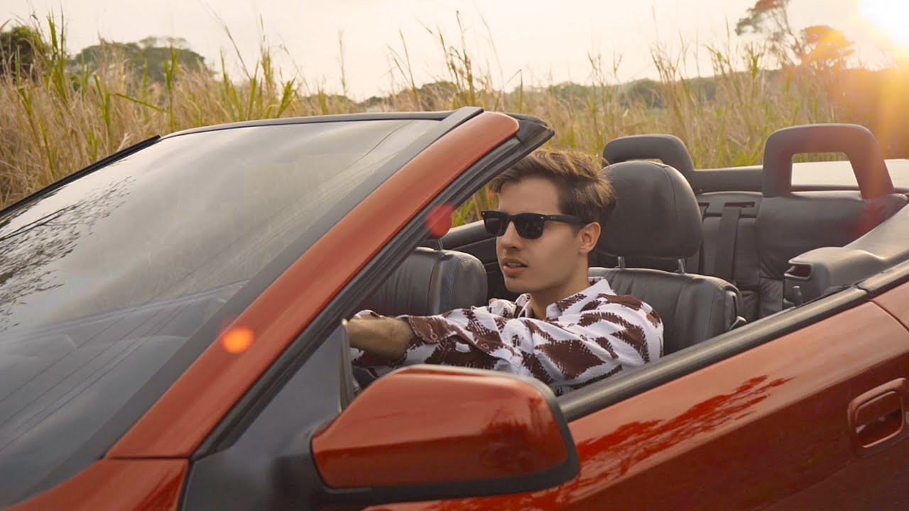 Watch El Sol - Vincenzo (Video Oficial) on YouTube Watch El Sol - Vincenzo (Video Oficial) on YouTube
