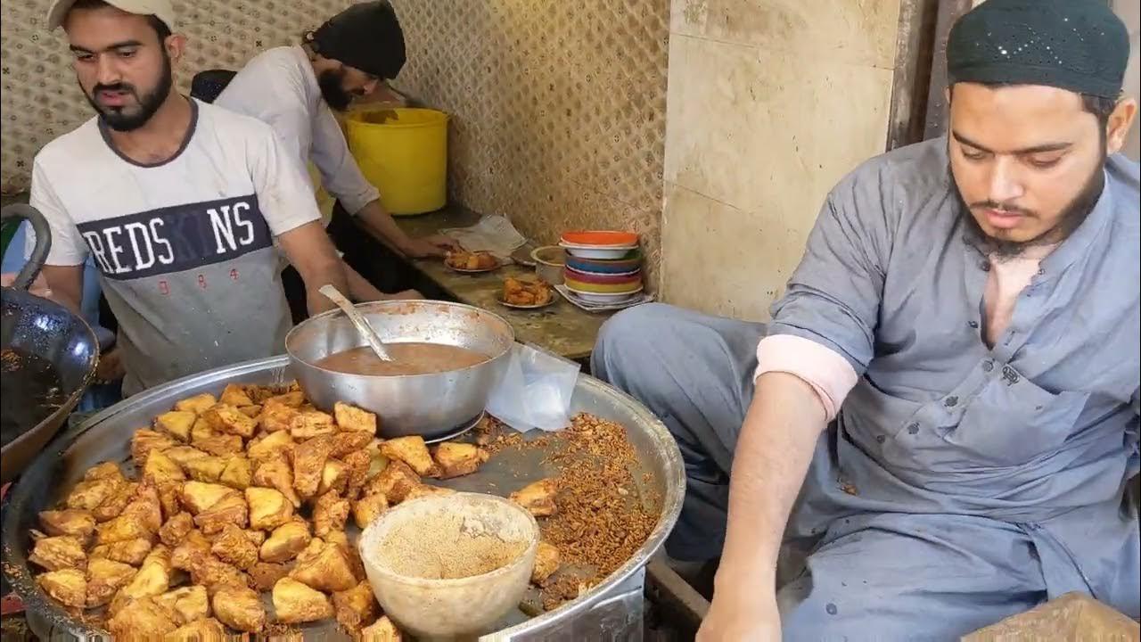 Karachi famous Golder Bread sandwich Karachi food street 😋 Tasty