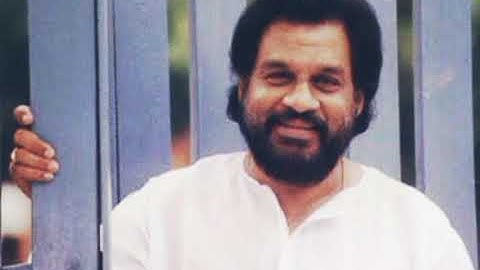 Pathira mayakkathil ..