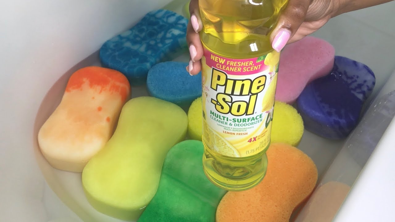 Soapy Squeeze in bath tub/ASMRsqueeze - YouTube
