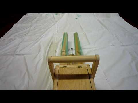 ストリングリリース方式 電動ガトリング 輪ゴム銃 - YouTube