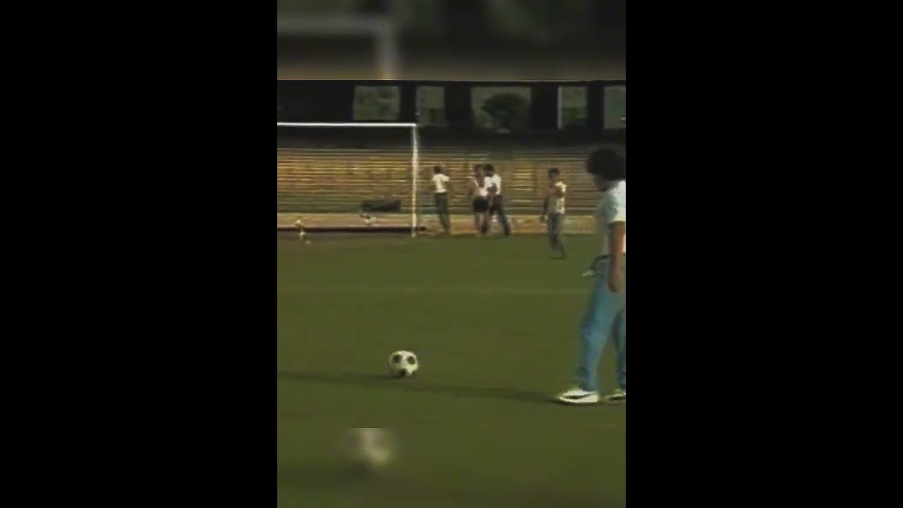 Maradona First Shot in Napoli