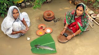 Cooking Deshi Big Magur in Clay Pot by Grandmother | Traditional Matir Harite Magur Mach Recipe