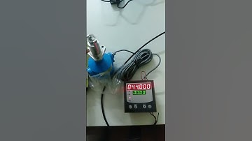 Paddle wheel flow meter