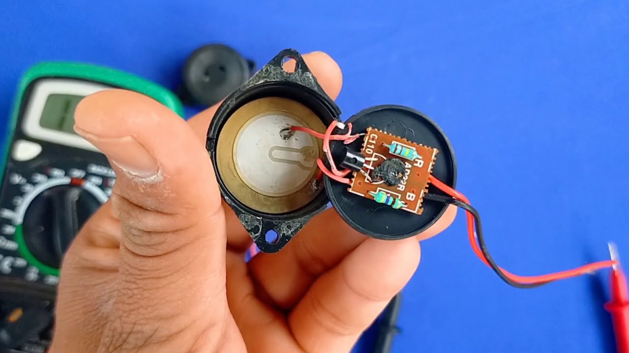 What is inside the electronic buzzer 