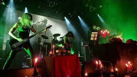 Solfatare with Déhà on vocals live at  Magasin 4, Brussels on 17 October 2025