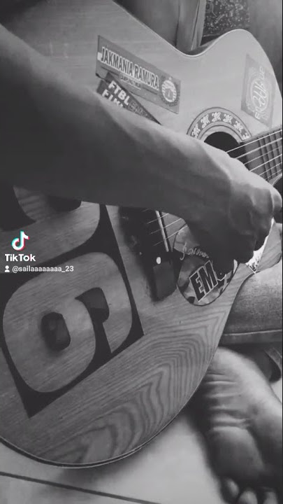 Cover Lagu 'Aku Rindu Padamu-Evi Tamala'