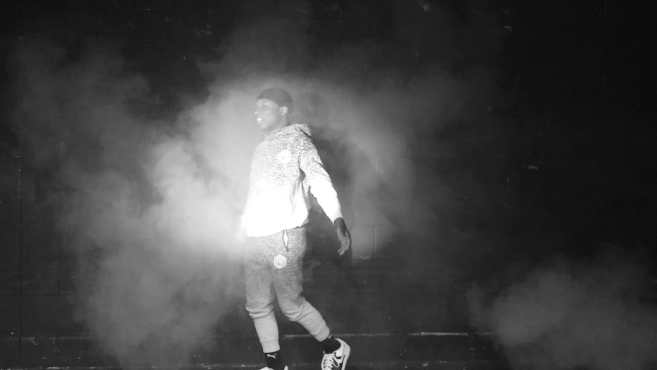 Abizo - blessed (Official Video) bekijken op YouTube Abizo - blessed (Official Video) bekijken op YouTube
