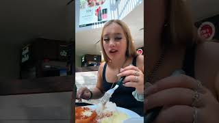 Almoço Com Minha Amiga