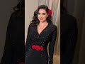 ياسمين صبري بفستان اسود مثير