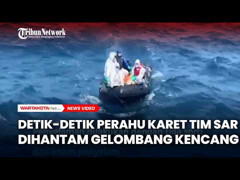 Detik-detik Perahu Karet Tim SAR Dihantam Gelombang Kencang Saat Evakuasi KM Virgo Transport 8