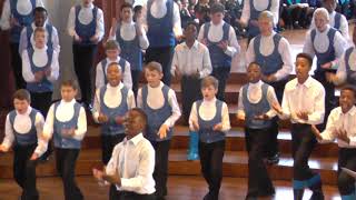 Drakensberg Boys Choir / Südafrika: Iza Ngomso & Gumboot Dance & Molo Molo / EJCF Basel 2018