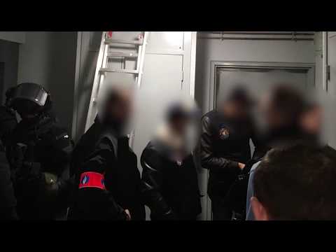 დაკავებულია 2 ქართველი „კანონიერი ქურდი'' და დანაშაულებრივი ჯგუფის 8 წევრი