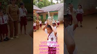 Lucu Lemah Gemulai Anak Cowok Lomba Jinjing Botol