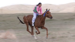 7-year olds race horses in Inner Mongolia! Naadam Games in 90 seconds