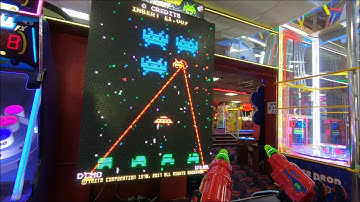 Space Invaders Frenzy Demo Screen/Attract Mode - Summer Arcade, Shanklin - March 2020 | kittikoko