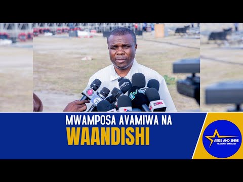 MTUME MWAMPOSA NA WAANDISHI WA HABARI