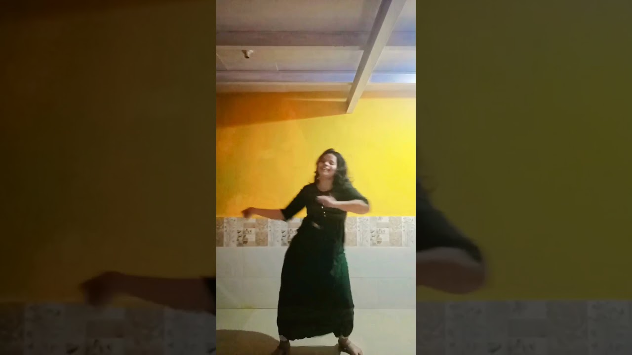 Jugnu song l short dance cover l viral video lshorts YouTube