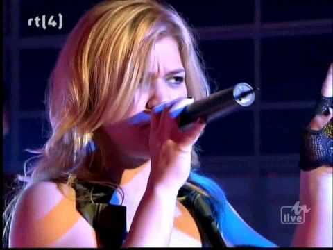 Kelly Clarkson - Behind These Hazel Eyes (Pulse 2005)