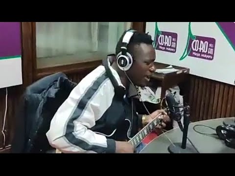 Waithaka Wa Jane Mugithi  Ngogoyo Latest Live Performance Alongside Joy Wa Macharia At Coro FM 