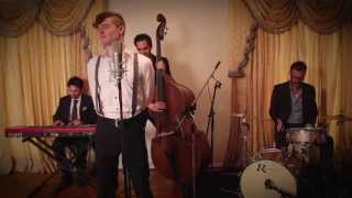 Vignette de la vidéo "Titanium - Vintage 1940s Jazz Crooner - Style Sia / David Guetta Cover ft. Von Smith"