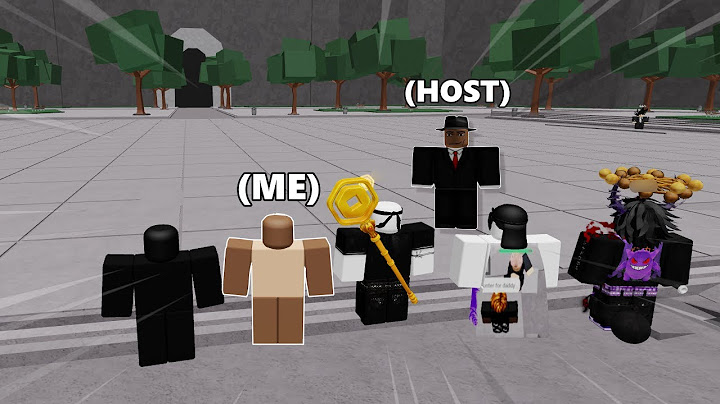 Sneaking Into a $100,000 ROBUX Tournament in The Strongest Battlegrounds