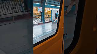 Delhi Metro, Jhandewalan Metro Station #shorts #trending #youtubeshorts #delhi #viral screenshot 5