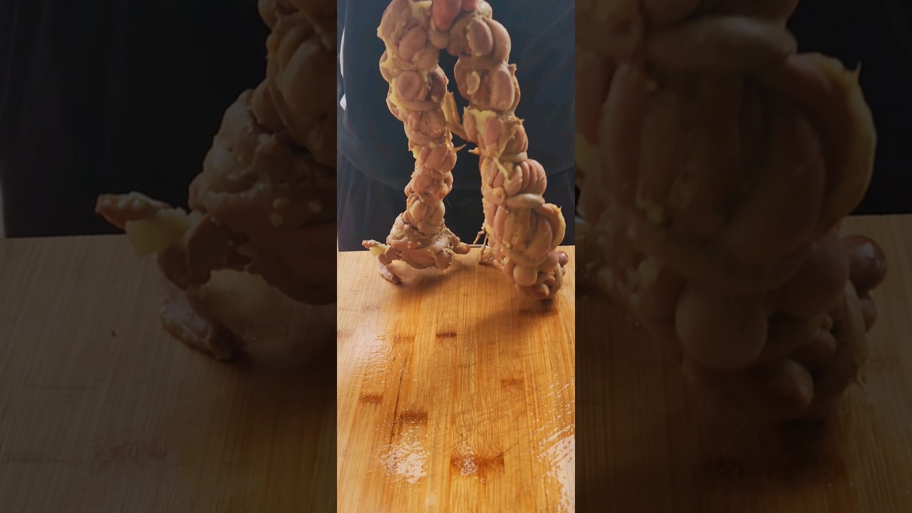 Lamb intestine marinated and roasted in charcoal