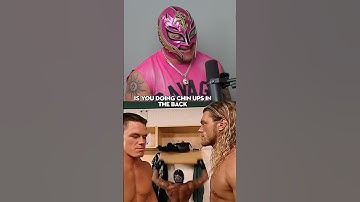 Rey Mysterio Falls doet pull-ups backstage 😂